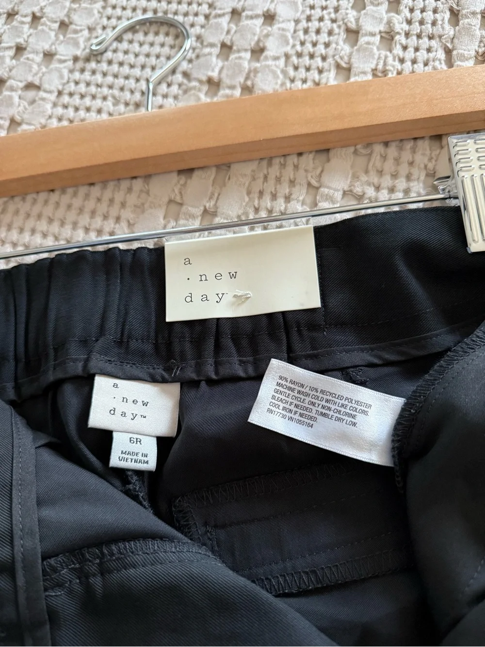 NEW a new day Black Straight-Leg Dress Pants Size 6R